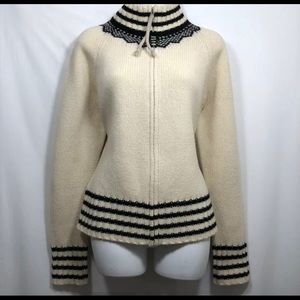 Gap sweater size large